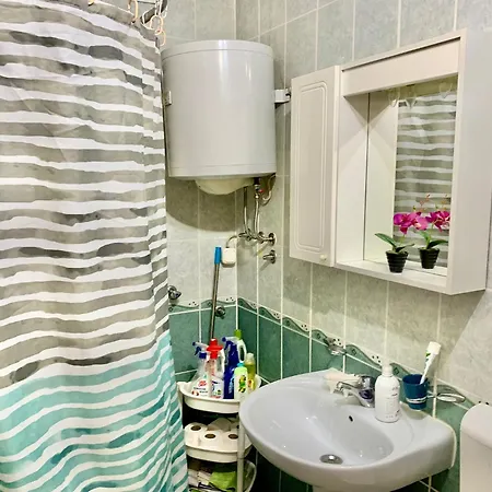 Apartment Comfortable 1bdr In Center - Free Parking